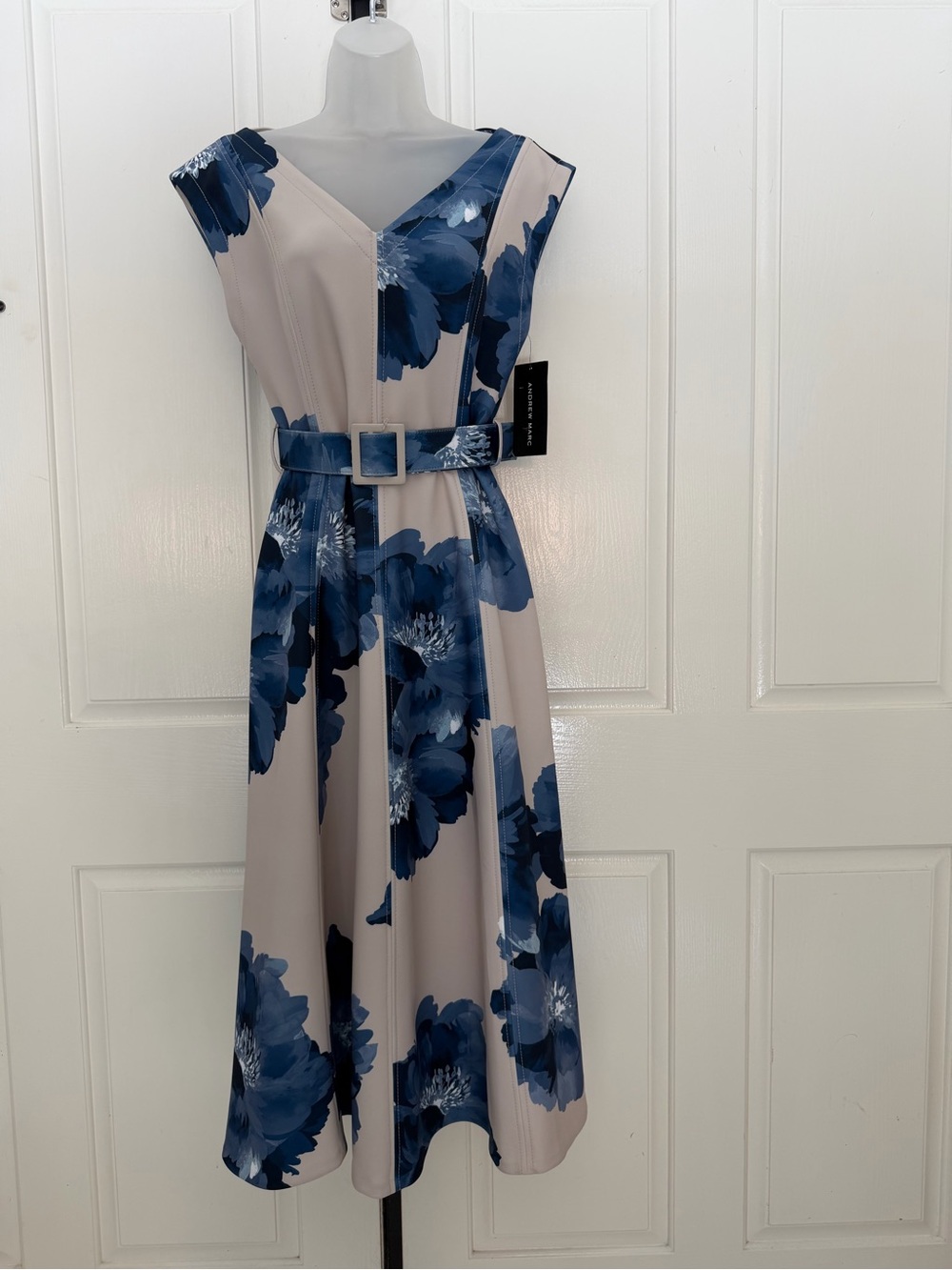 Andrew Marc Sleeveless Blue/Cream Floral Belted Midi Dress Sz 6